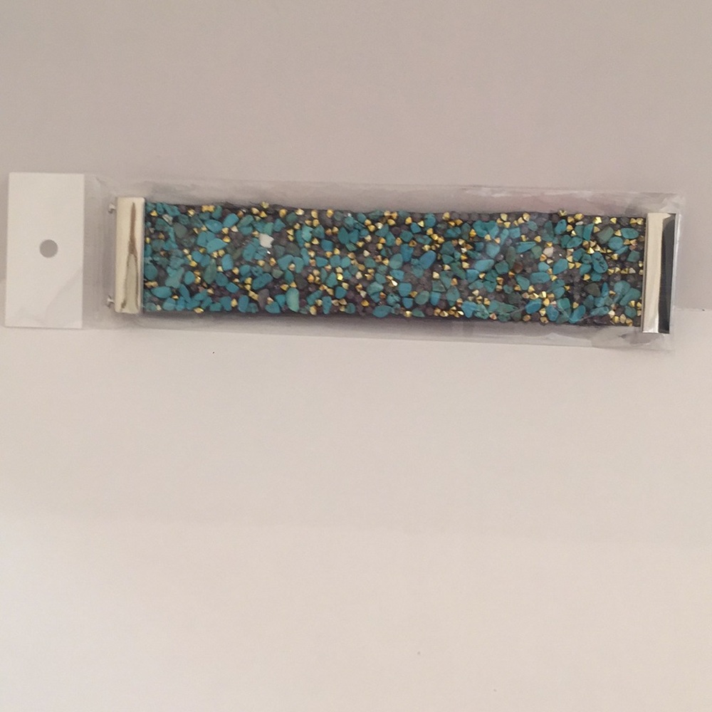 Beautiful Boho Turquoise Chip Soft Cuff Bracelet - Picture 6 of 7